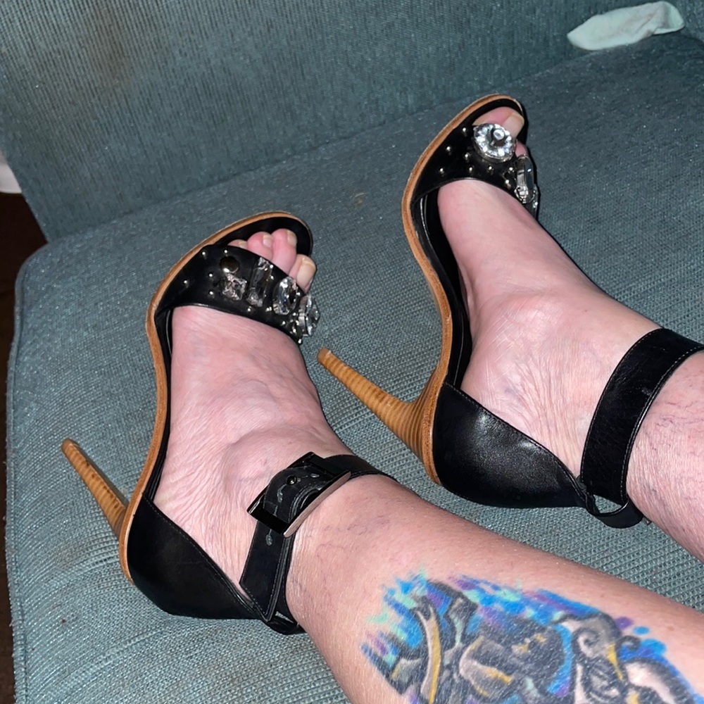 Tibi exquisite black heels leather with crystal embellishments across the toes